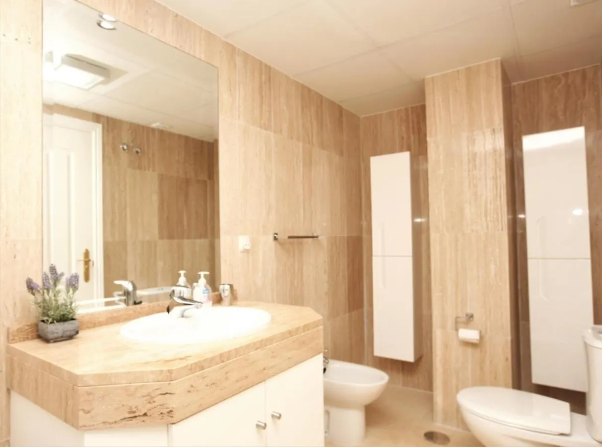 R17 Angies Luxury One Bedroom Marbella Spain